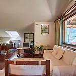 Terrazzo Fiorito By Interhome Apartamento