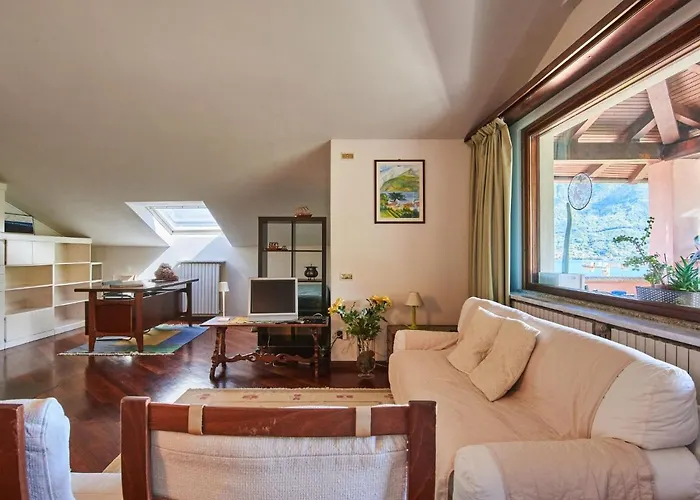 Terrazzo Fiorito By Interhome شقة